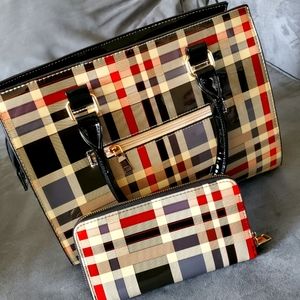 Plaid purse and wallet